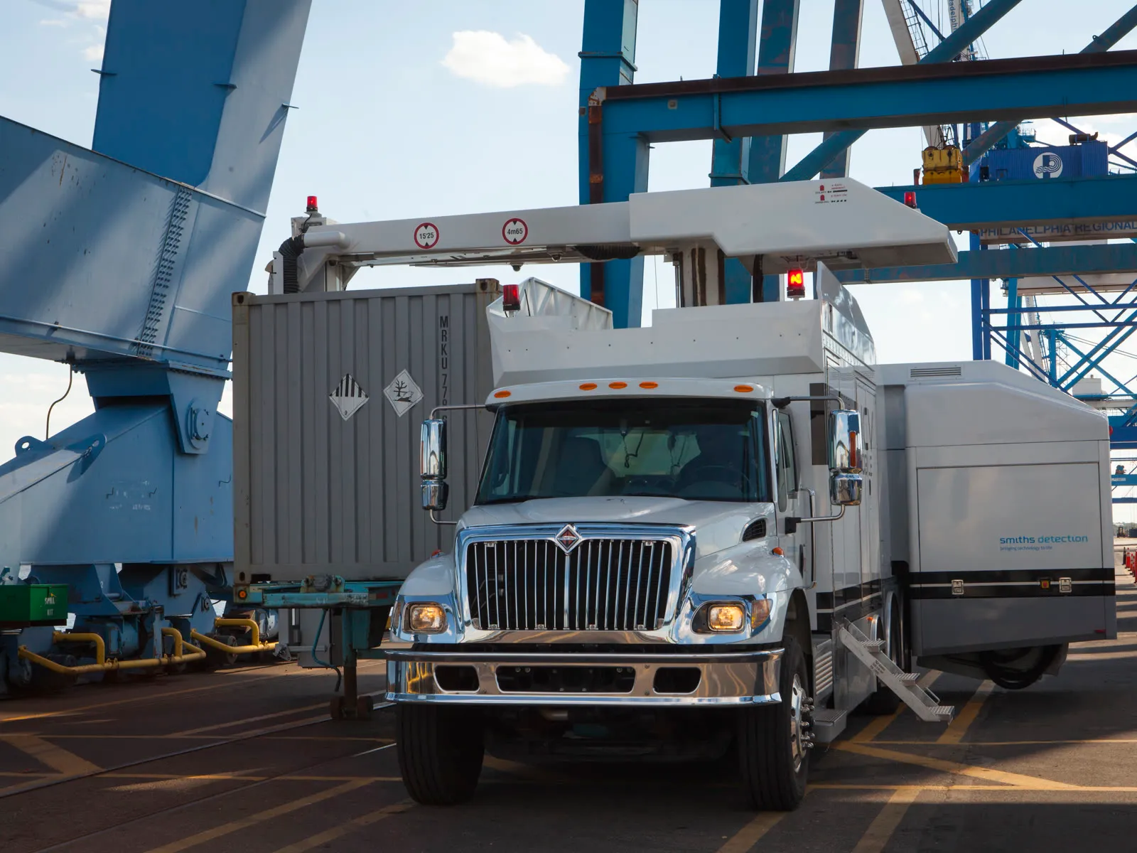 Weekly (Issue 1): Tariff Squeeze & Freight Crunch — What Buyers Should Watch This Week
