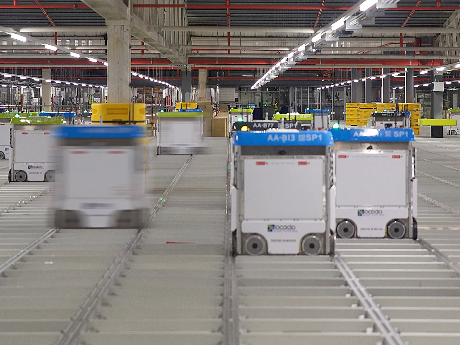 Weekly (Issue 2): Tariffs, Freight Spikes & the AI Sourcing Shift